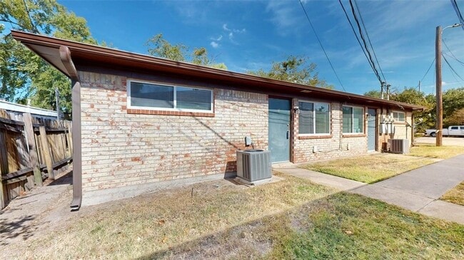 property at 204 Lynn Dr