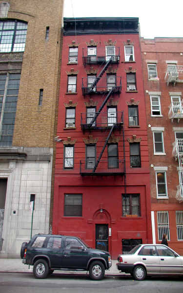 425 E 6th St in New York, NY - Foto de edificio - Building Photo