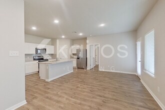 100 SANTIAGO COURT in Lafayette, LA - Building Photo - Building Photo