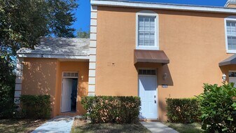 2545 Old Vineland Rd in Kissimmee, FL - Building Photo