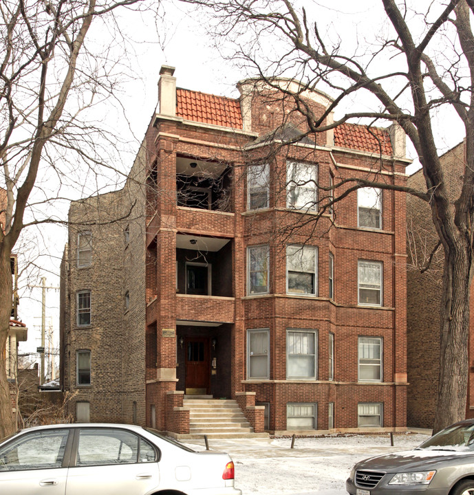 1340 W Granville Ave in Chicago, IL - Foto de edificio