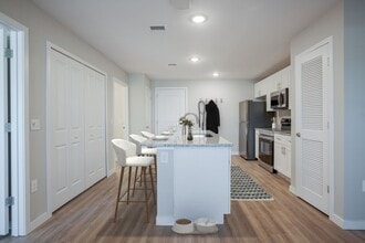 Dream Winter Haven in Winter Haven, FL - Foto de edificio - Building Photo