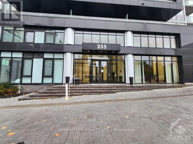 255-1255 Bay St in Ottawa, ON - Building Photo - Building Photo