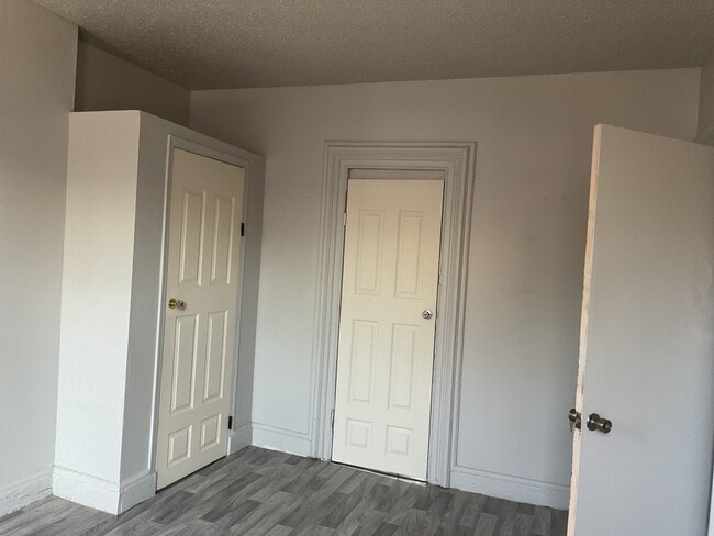 179 Hart St, Unit Unit1 in Brooklyn, NY - Building Photo - Building Photo