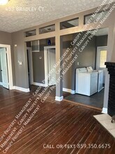 453 Bradley Ct in Lexington, KY - Building Photo - Building Photo