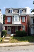 521 N Beaver St Apartamentos