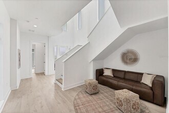 6028 Red Mangrove Ln in Bradenton, FL - Building Photo - Building Photo