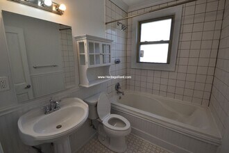 197 Vale Ave-Unit -195 Vale Avenue in Cincinnati, OH - Building Photo - Building Photo