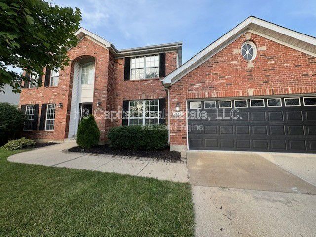 property at 2852 Fairway Dr