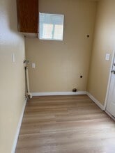 2227 16th Ave, Unit 222716thAve in Sacramento, CA - Building Photo - Building Photo