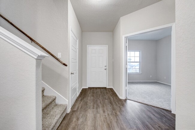 15231 Comanche Pkwy in San Antonio, TX - Building Photo - Building Photo