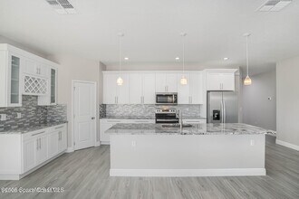 2281 Ramsdale Dr SE in Palm Bay, FL - Building Photo - Building Photo