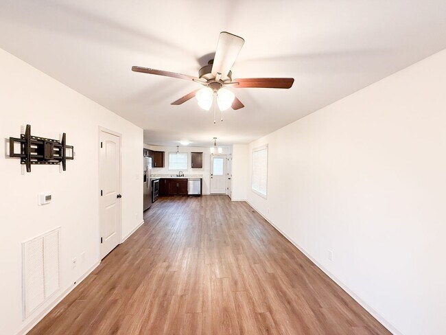 927 Oak Ln in Clarksville, TN - Building Photo - Building Photo