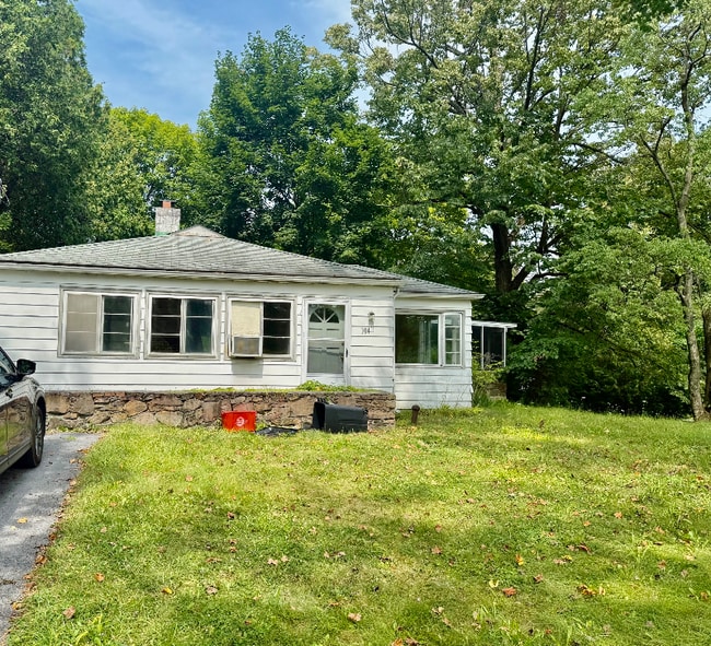 property at 104 Warnock Rd