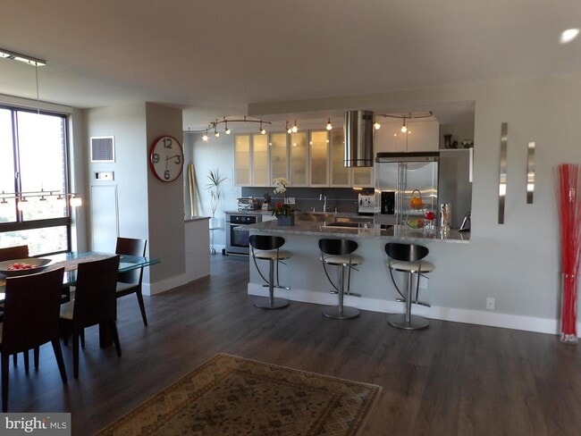 property at 1800 Old Meadow Rd