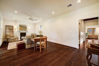 138 Lakeview Dr in Sugar Land, TX - Building Photo - Building Photo
