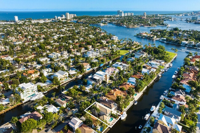 413 Coconut Isle Dr in Fort Lauderdale, FL - Building Photo - Building Photo