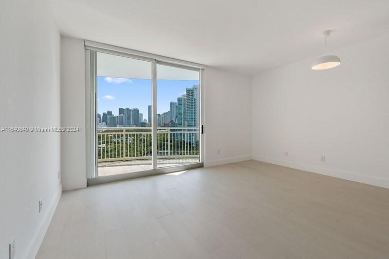 2475 Brickell Ave, Unit #1404 in Miami, FL - Building Photo