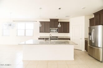 4269 W Coneflower Ln in San Tan Valley, AZ - Building Photo - Building Photo