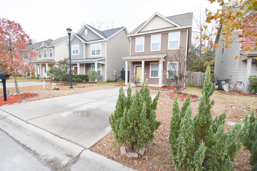 147 Indigo Pl Ct in West Columbia, SC - Building Photo