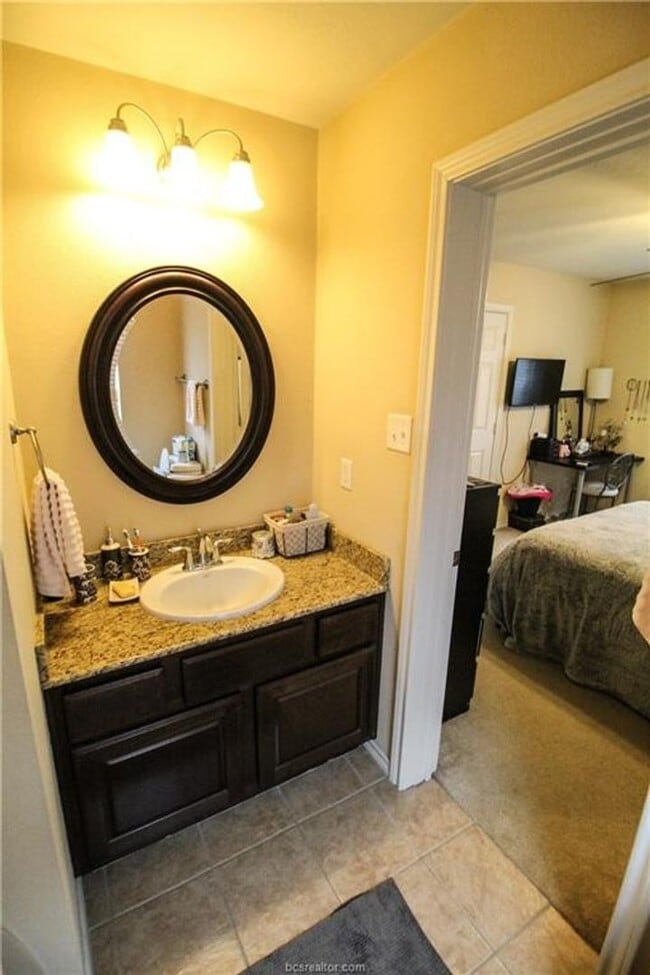 property at 6907 Appomattox Dr