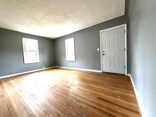 1486 Lavender Ave in Flint, MI - Building Photo - Building Photo