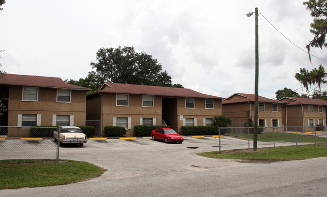 Beechwood Apartments in Tampa, FL - Building Photo - Building Photo