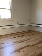 45 Barrett St, Unit Heat Included in South Burlington, VT - Foto de edificio - Building Photo