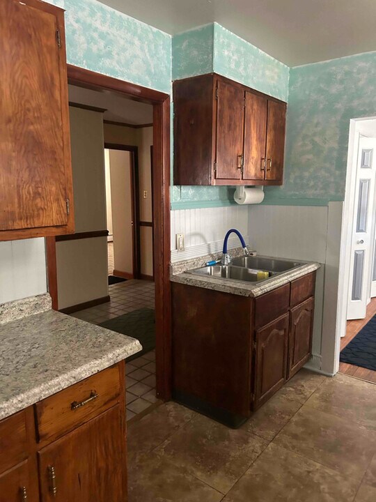 1405 Dorothy St in Scranton, PA - Building Photo