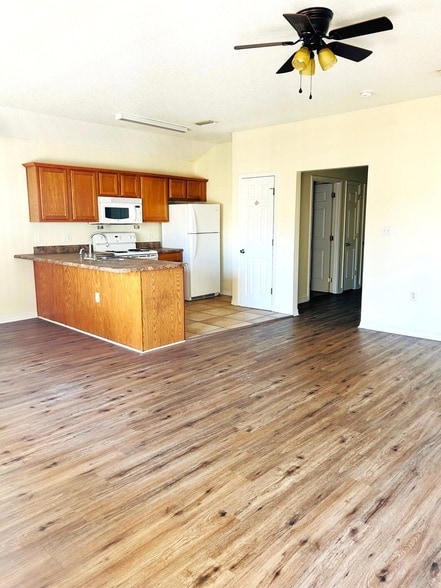 53 Robys Dr, Unit 3 in Mary Esther, FL - Building Photo - Building Photo