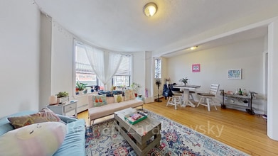1950 Beacon St in Boston, MA - Building Photo - Building Photo