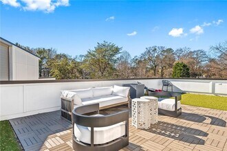 2424 Memorial Dr SE in Atlanta, GA - Building Photo - Building Photo