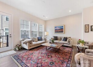 5018 Harrowsmith Ln in Charlotte, NC - Building Photo - Building Photo