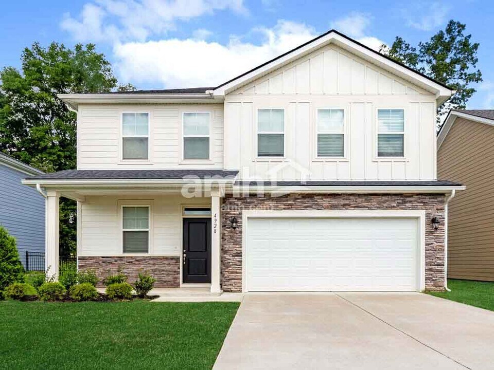 5083 Trailwater Dr in Nashville, TN - Building Photo