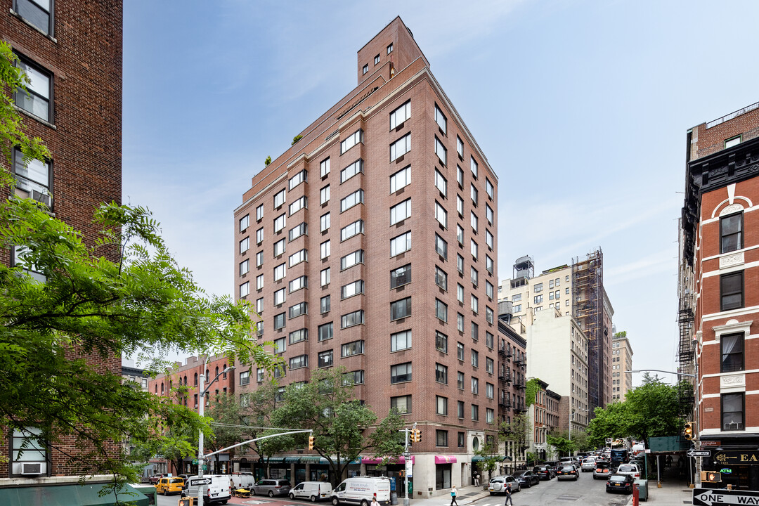 Royal Carnegie in New York, NY - Building Photo