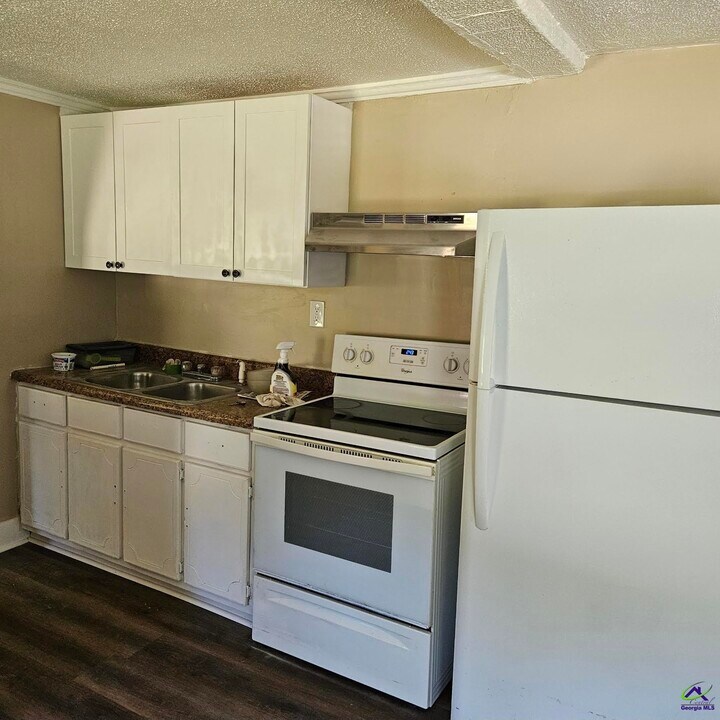 7034 Moseley Rd in Fort Valley, GA - Building Photo