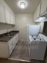 11450 Calvert St in Los Angeles, CA - Building Photo - Building Photo