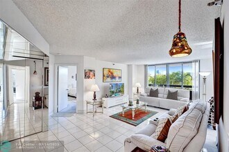 3400 NE 192 St in Miami, FL - Building Photo - Building Photo
