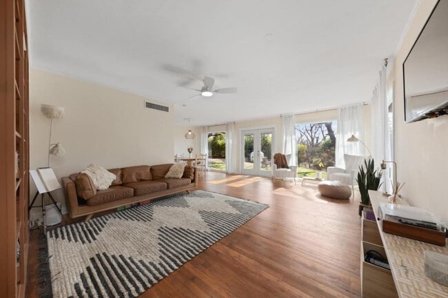 property at 419 King Cir