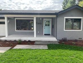 2 Monroe Ct in Los Gatos, CA - Building Photo - Building Photo