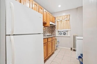 101-58 116th St in Queens, NY - Building Photo - Building Photo