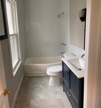 1330 Stanley St, Unit 1326-2B in New Britain, CT - Building Photo - Building Photo