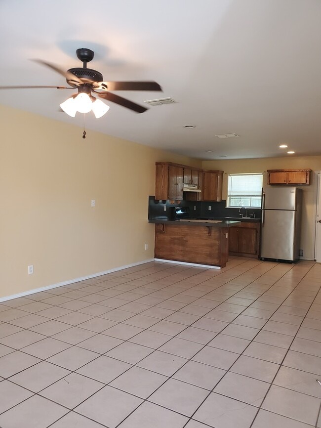 513 W Matz Ave in Harlingen, TX - Building Photo - Building Photo