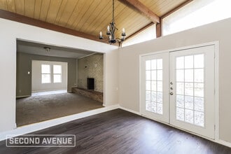 5824 Fursman Ave in Fort Worth, TX - Building Photo - Building Photo