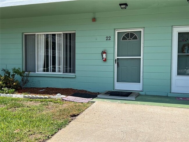 2042 Australia Way W in Clearwater, FL - Building Photo - Building Photo