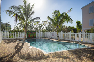 Sunset Marina in Key West, FL - Foto de edificio - Building Photo