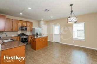 3 Garden Ridge Ct in Manvel, TX - Building Photo - Building Photo