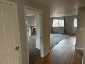 61369 Elkhorn St in Bend, OR - Building Photo - Building Photo