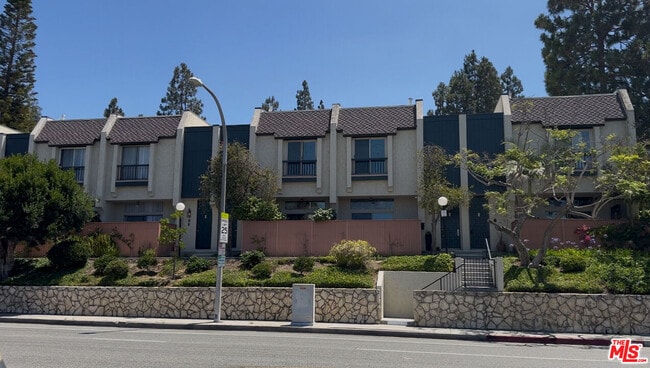 property at 11260 Overland Ave