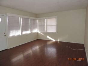 409 S Richmond Rd in Ridgecrest, CA - Building Photo - Building Photo